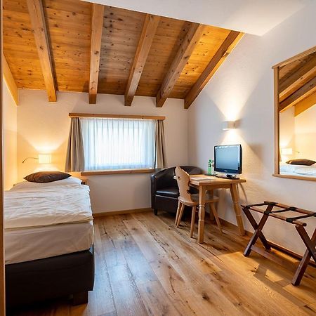 Hotel Saluver Celerina/Schlarigna Extérieur photo
