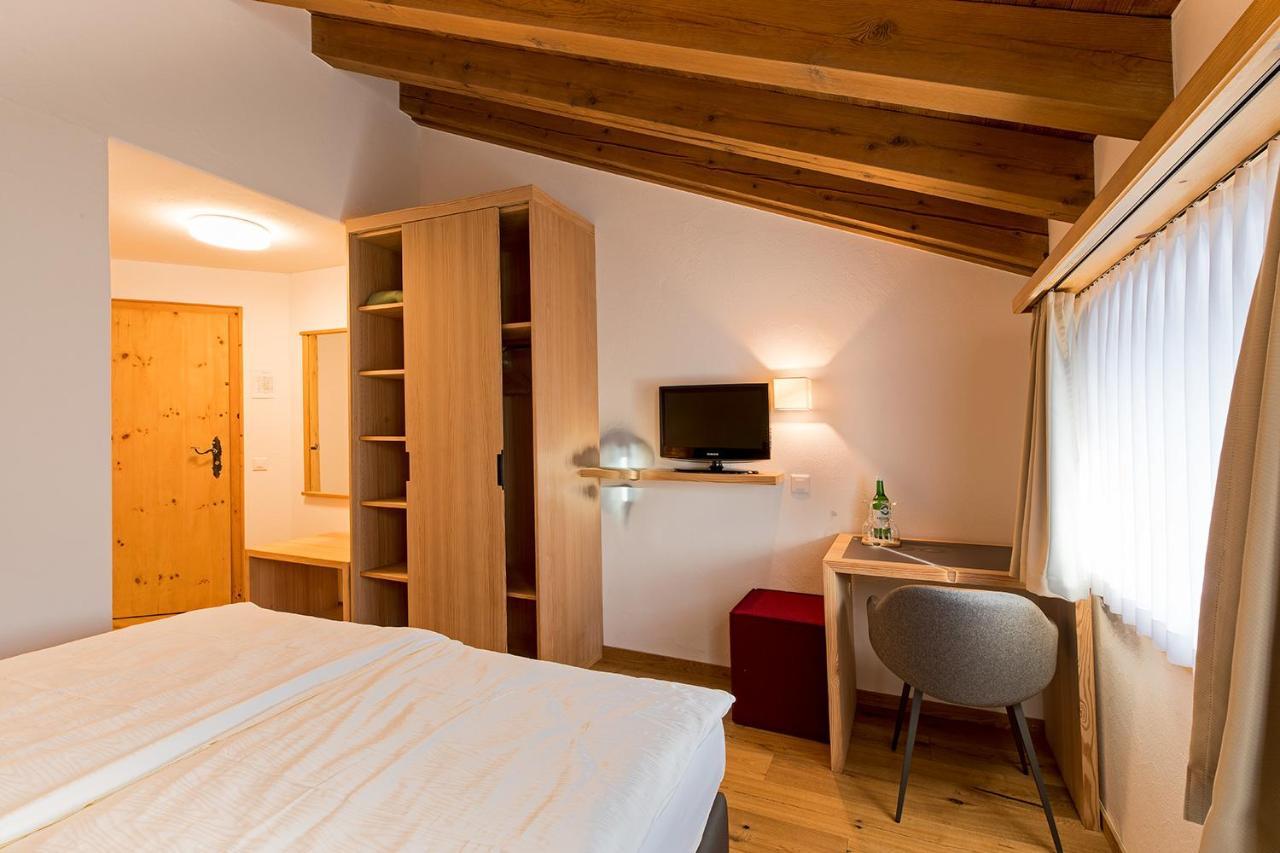 Hotel Saluver Celerina/Schlarigna Extérieur photo